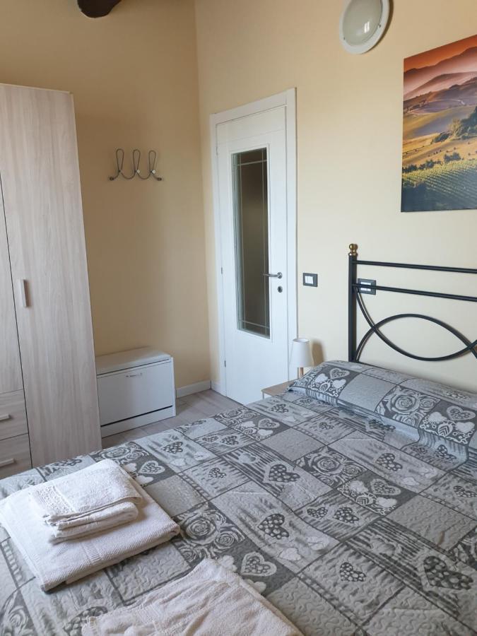 Casa Vacanze L'Oliveta Сиена Екстериор снимка