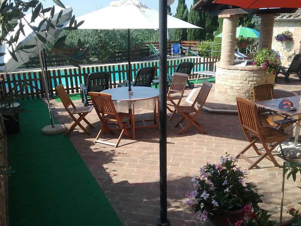 Casa Vacanze L'Oliveta Сиена Екстериор снимка