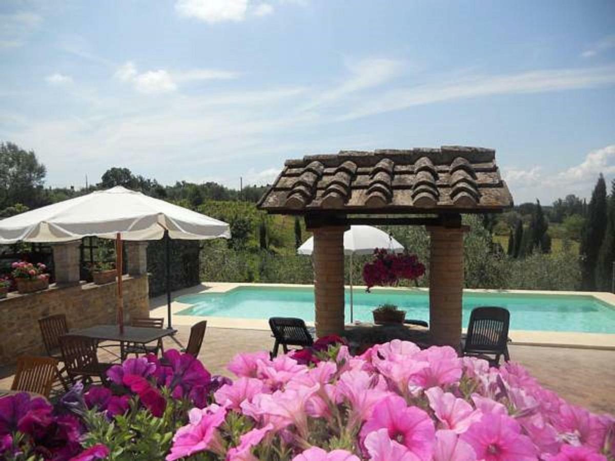 Casa Vacanze L'Oliveta Сиена Екстериор снимка