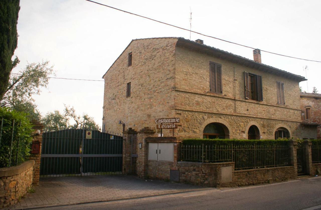 Casa Vacanze L'Oliveta Сиена Екстериор снимка